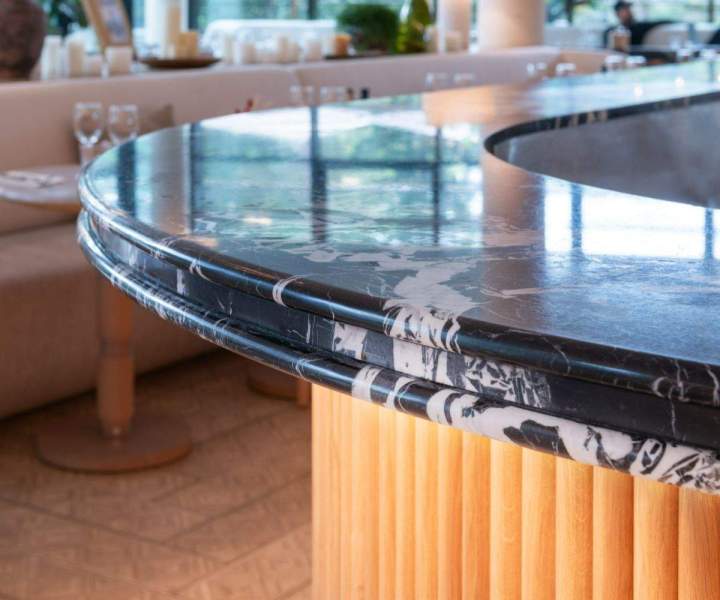 Réalisation de cuisines professionnelles sur mesure CHR et métiers de bouche Côte d'Azur