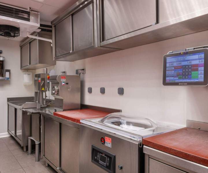 Conception et installation de cuisines professionnelles sur mesure CHR et métiers de bouche Côte d'Azur
