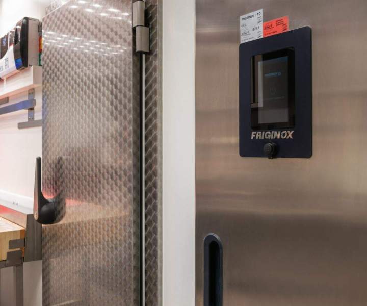 Conception et installation de cuisines professionnelles sur mesure CHR et métiers de bouche Côte d'Azur